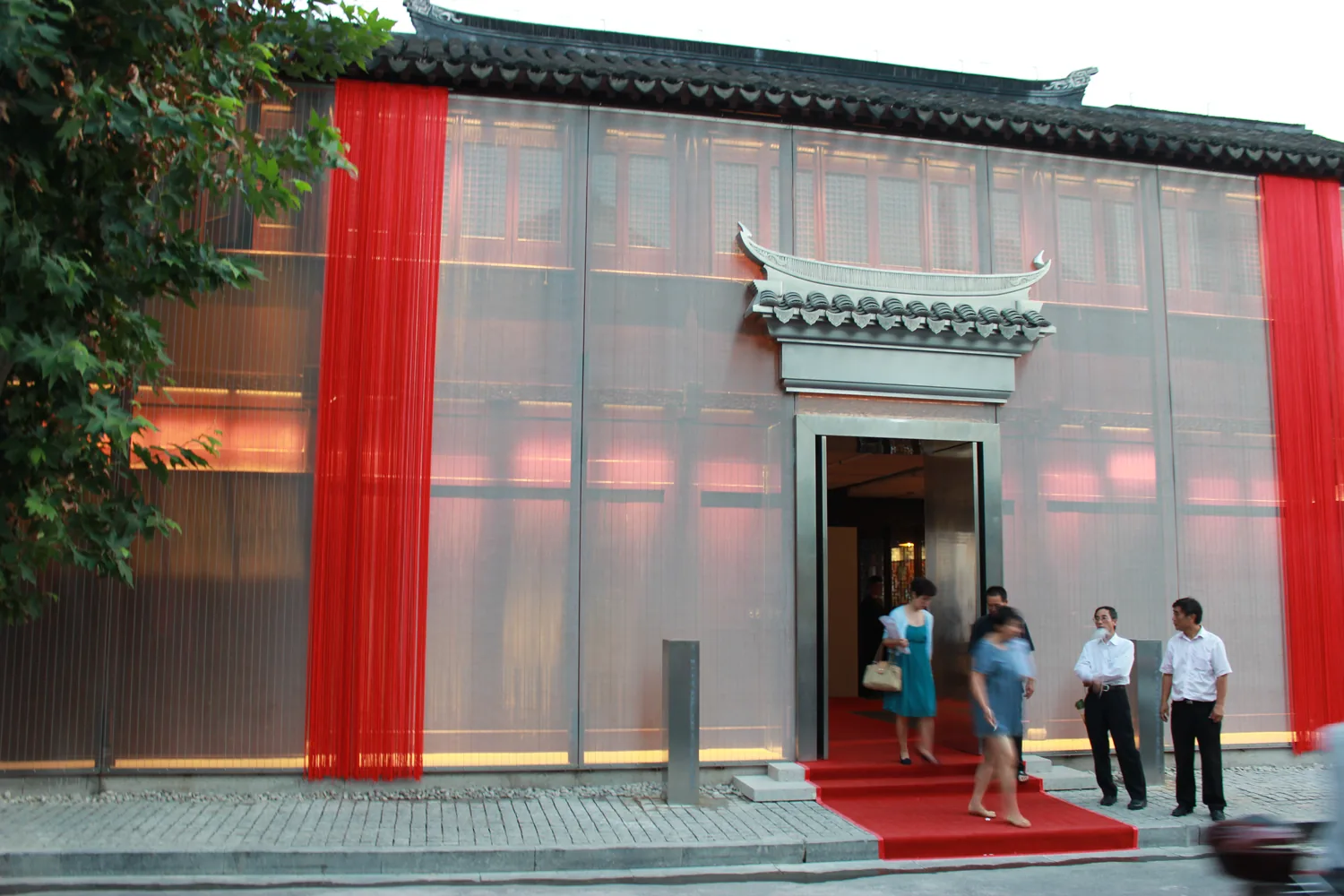 Architectural metal mesh project reference