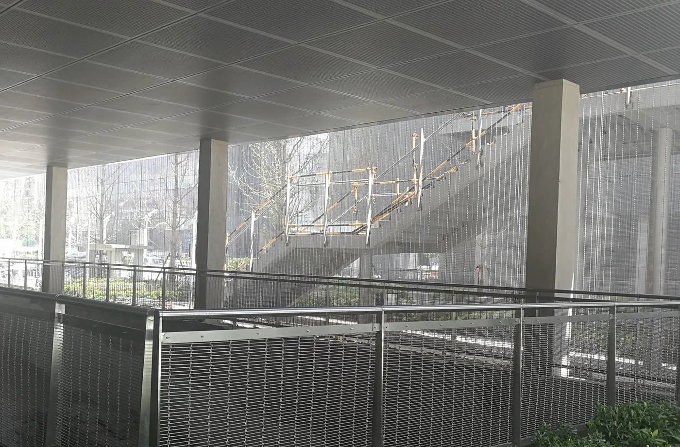 Metal Mesh Sun Shading application