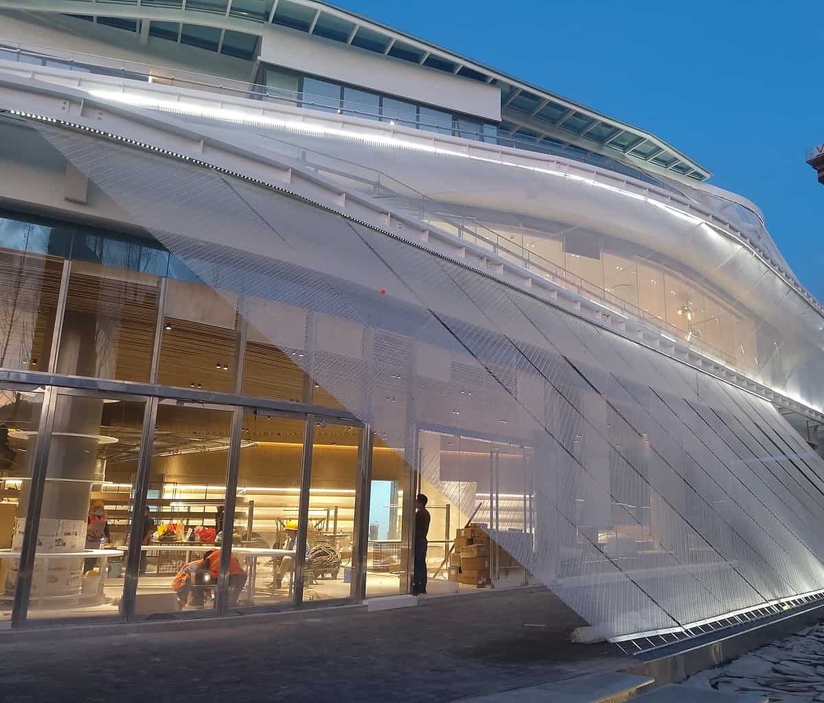 10 Benefits of Using Architectural Wire Screens in Your Next Project